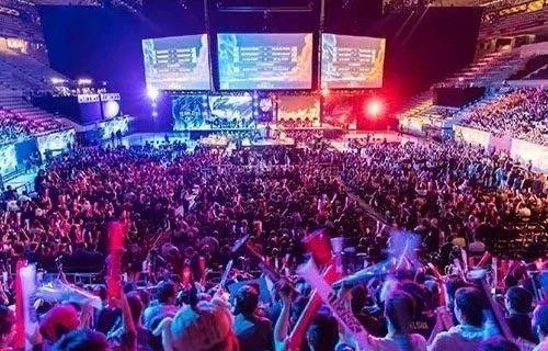 尔联在英格 尔联在英格